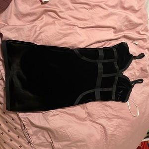 Guess dress black velvet with detail, size XS brand new